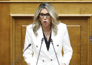 Άννα Καραμανλή: Η διαδρομή από τη... ρήξη στο υπουργείο Τουρισμού