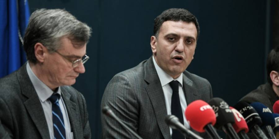 Κικίλιας-Τσιόδρας ενημερώνουν τα κόμματα για την πορεία της πανδημίας
