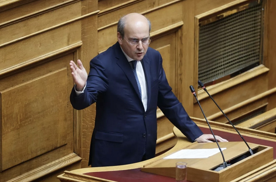 Χατζηδάκης: Δεν συνωμότησε το σύμπαν υπέρ της ελληνικής κυβέρνησης