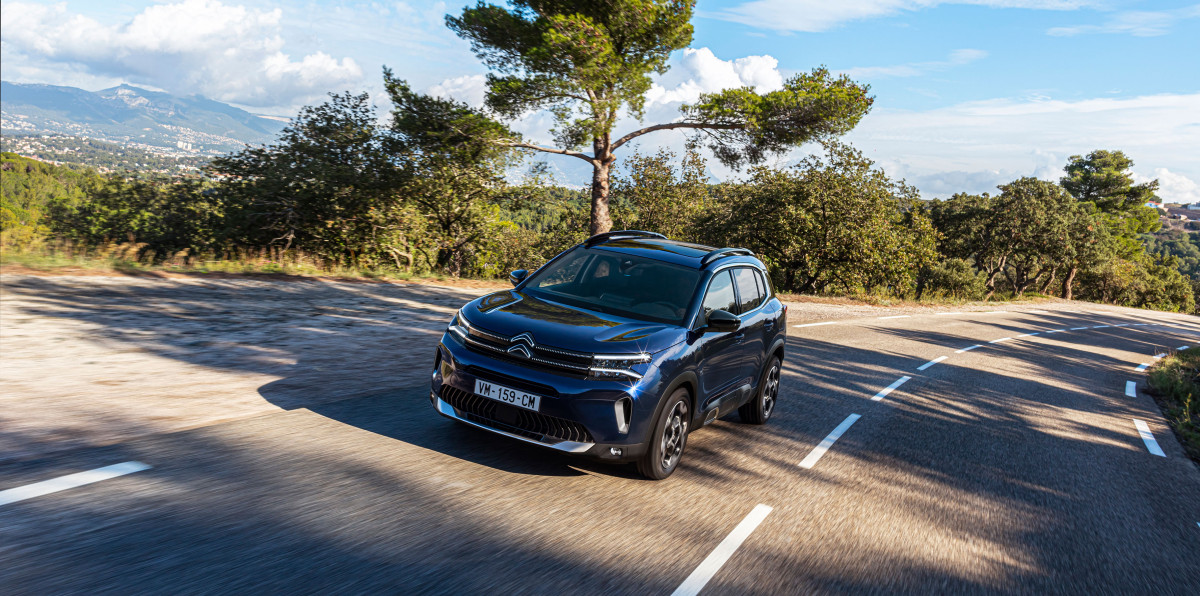 CIITROEN C5 Aircross: Διαθέσιμο από 25.900€ και με όπλα την απαράμιλλη άνεση και τη σύγχρονη τεχνολογία,