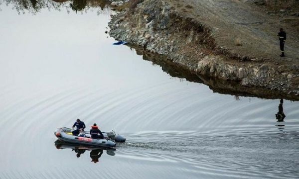 Συνεχίζονται οι έρευνες για τους αγνοούμενους ψαράδες στη Μικρή Βόλβη