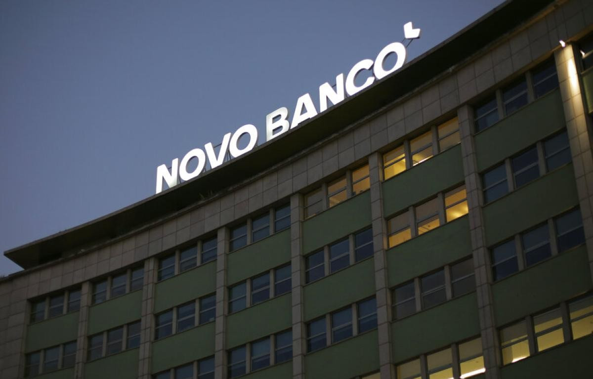 Πορτογαλία: Έφοδος της αστυνομίας στη Novo Banco – Σε εξέλιξη έρευνα για διαφθορά
