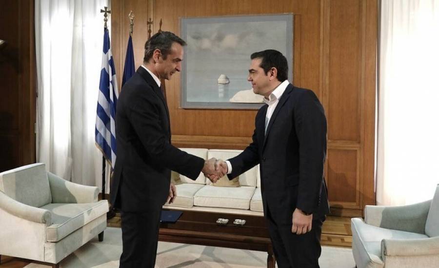 Ο Μητσοτάκης ενημερώνει την Πέμπτη τους πολιτικούς αρχηγούς για Τουρκία
