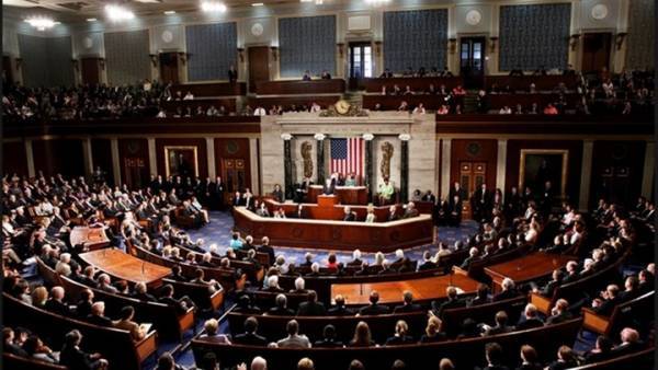Κογκρέσο: Οι ΗΠΑ θα χρειαστούν 10 χρόνια για να ανακάμψουν
