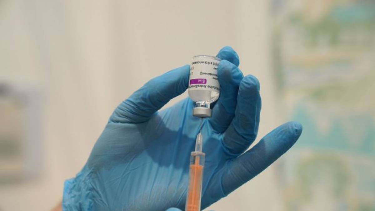 ΕΕ-AstraZeneca στην...κόψη του ξυραφιού: Τι υποστηρίζουν οι δύο πλευρές