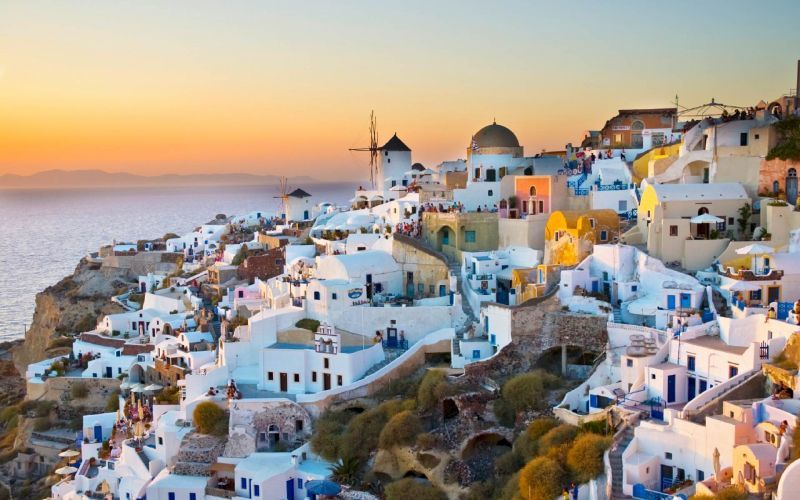 Αποκαταστάθηκε η ηλεκτροδότηση στη Σαντορίνη