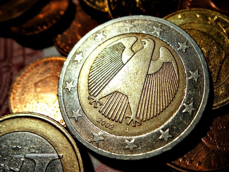 Με κέρδη κινείται σήμερα το ευρώ