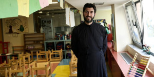 Κιβωτός του Κόσμου-Τι λέει για τις καταγγελίες ο Πατέρας Αντώνιος