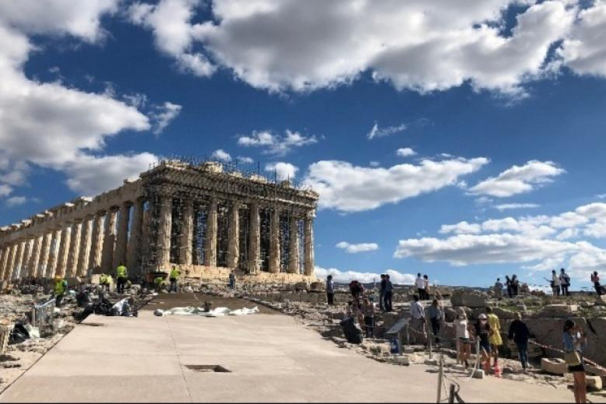 Υπ. Τουρισμού: Το τρίπτυχο για τη «βαριά» βιομηχανία της χώρας