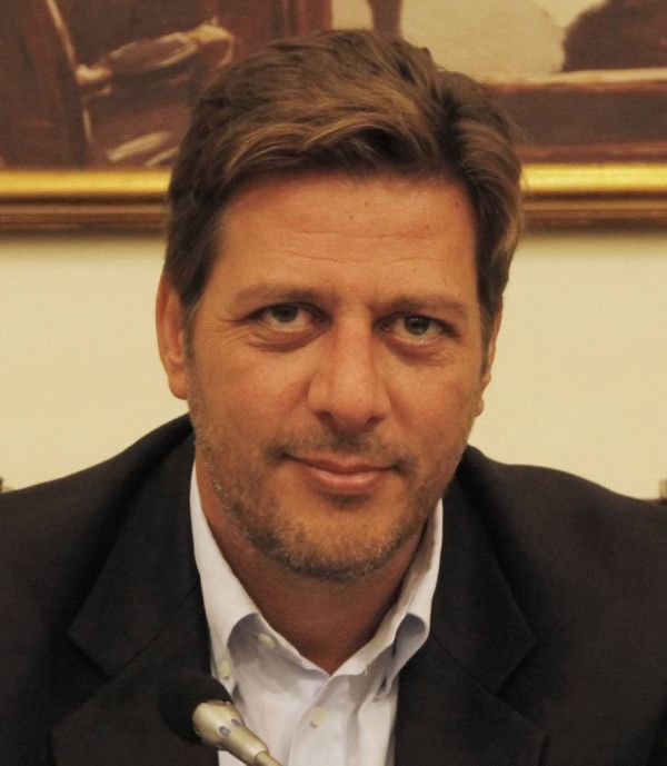 Μ Βαρβιτσιώτης: «Με τη Ναυτιλία μπορούμε να χτυπήσουμε δομικά στοιχεία της κρίσης»
