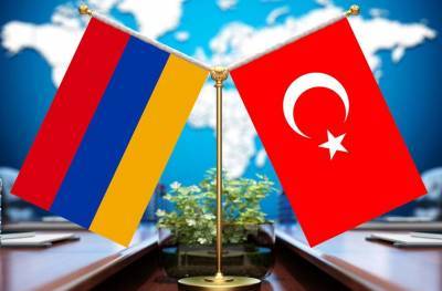 Τσαβούσογλου: Συνάντηση με τον Αρμένιο ΥΠΕΞ