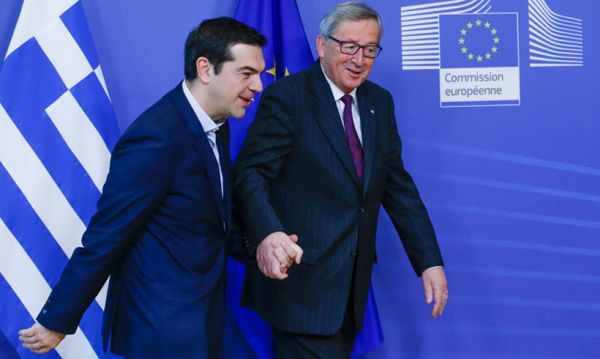 H "ψυχρή" υποδοχή του Τσίπρα από τον Γιούνκερ