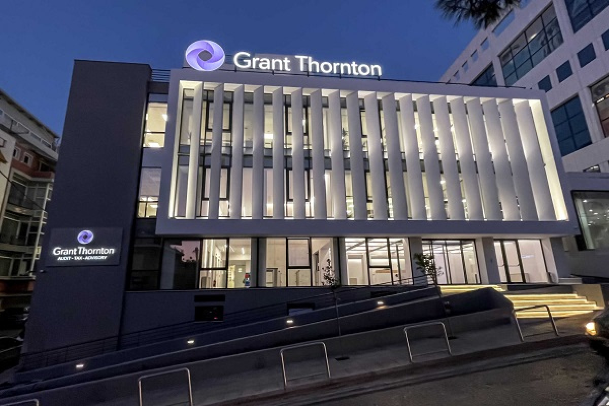 Grant Thornton-4ήμερη εργασία Αυγούστου: Καμία αλλαγή σε ωράριο και μισθούς