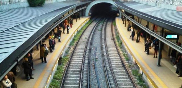 ΗΣΑΠ: Αποσύρθηκε συρμός στο Μοναστηράκι - Ο λόγος