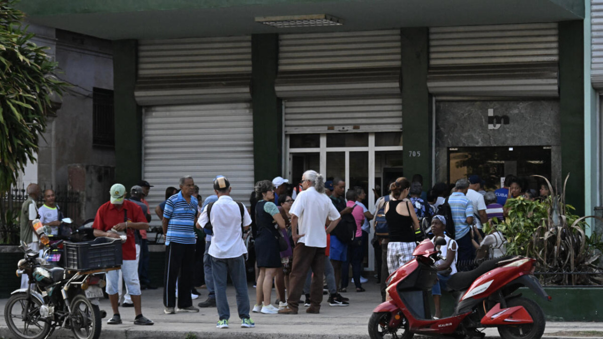 Κούβα: Αναστέλλονται οι πληρωμές με Visa και Mastercard λόγω αμερικανικών κυρώσεων