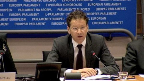 Eurogroup: «Πρέπει να διασφαλιστούν πλήρως οι καταθέσεις έως 100.000 ευρώ»