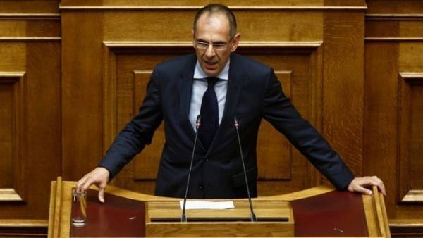 Γεραπετρίτης: Καταπολεμά γραφειοκρατεία και διαφθορά το ν/σ του επιτελικού κράτους