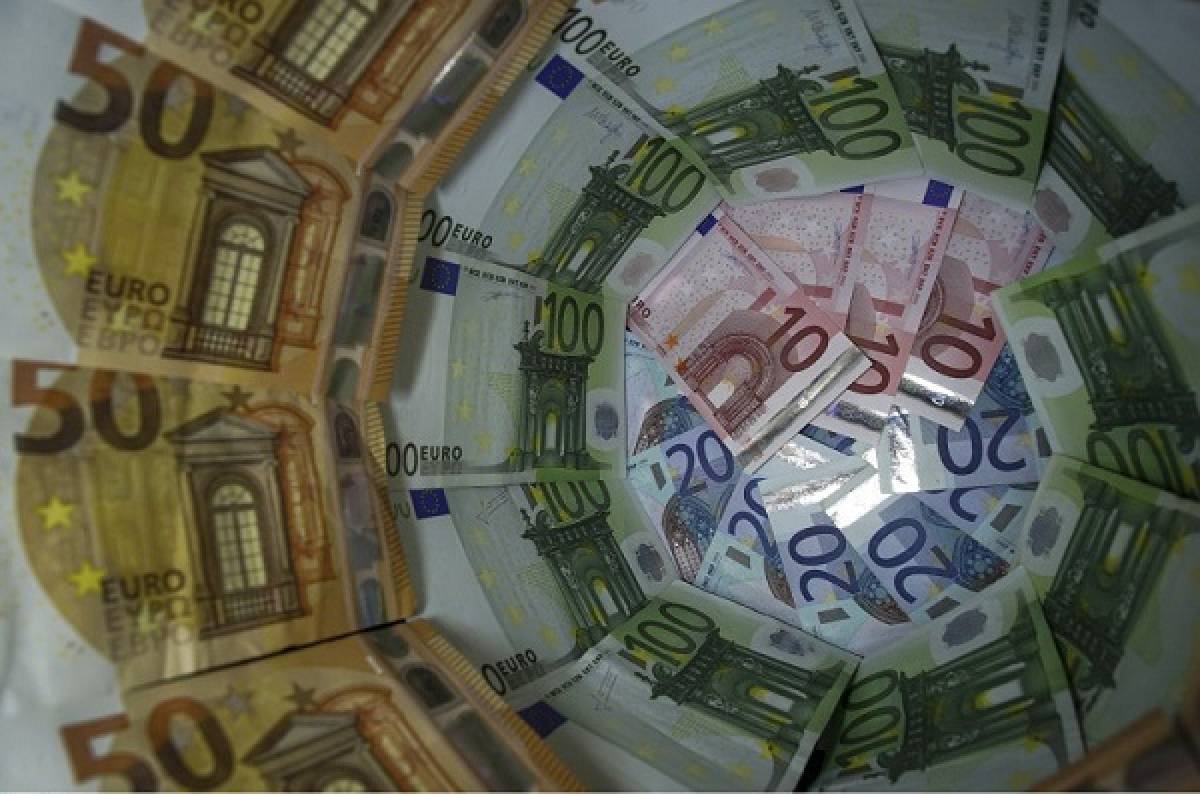Αυξήθηκαν ραγδαία τα «φέσια» προς το Δημόσιο τον Μάιο-Στοιχεία ΑΑΔΕ