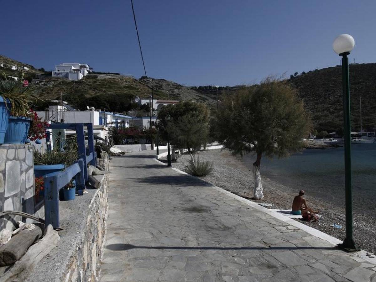 Αναζητείται λύση για τους εκπαιδευτικούς που μένουν σε ξενοδοχεία