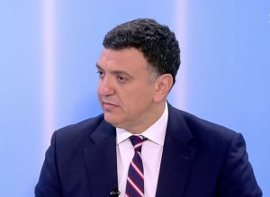 Κικίλιας: Η συμφωνία με την Cosco θα τηρηθεί – Στρατηγικής σημασίας η επένδυση στην Ελευσίνα