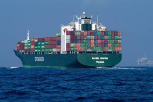 Μείωση της κερδοφορίας στην αγορά των containerships, βλέπει η Drewry