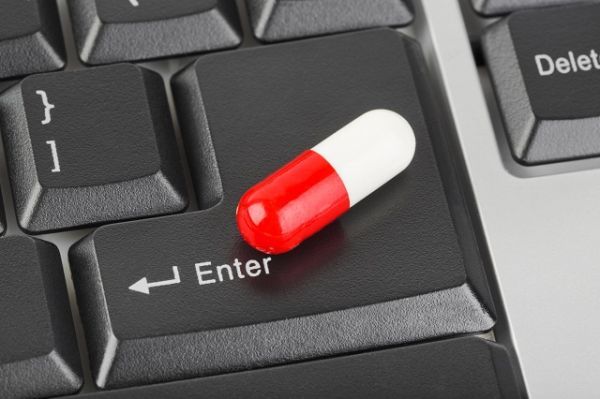 Οι Έλληνες "ψηφίζουν" online φαρμακεία &amp; εκτοξεύουν το τζίρο τους