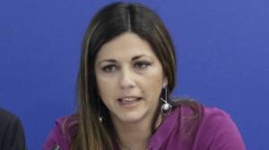 Ζαχαράκη: Πρόθεσή μας να ανοίξουν τα δημοτικά στις 8/1