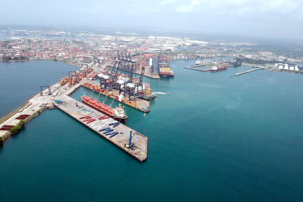 Κίνα: Ζήτησε την άμεση αποχώρηση Maersk και MSC από τα λιμάνια του Παναμά