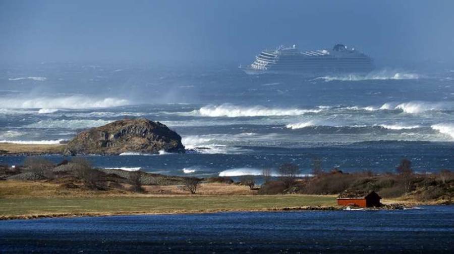 Διάσωση-θρίλερ από το κρουαζιερόπλοιο στη Νορβηγία -Συγκλονιστικά βίντεο επιβατών