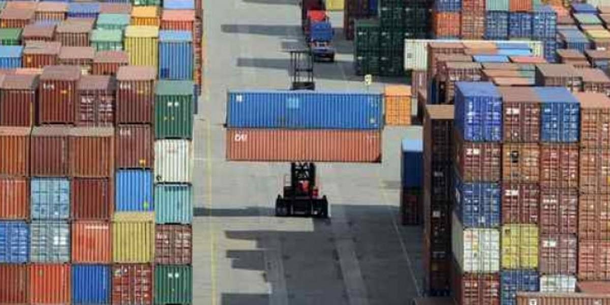 Η πορεία των εξαγωγών ανά γεωγραφική περιοχή και ανά κλάδο
