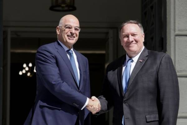 Ολοκληρώθηκε η συνάντηση Δένδια-Πομπέο - Ακολουθεί η υπογραφή της Συμφωνίας