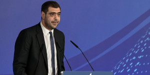 Μαρινάκης για πισίνα Κασσελάκη: Προσβάλλει τη νοημοσύνη κάθε πολίτη