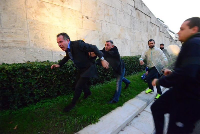 Ποινική δίωξη για τον ξυλοδαρμό του Γ. Κουμουτσάκου