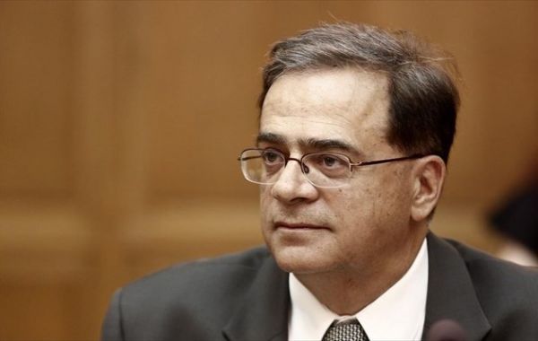 Χαρδούβελης: «Oπισθοδρόμηση η διαδρομή του email»