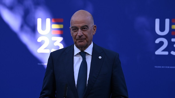 Δένδιας: Να γίνει συμπαραγωγός και εξαγωγέας οπλικών συστημάτων η Ελλάδα