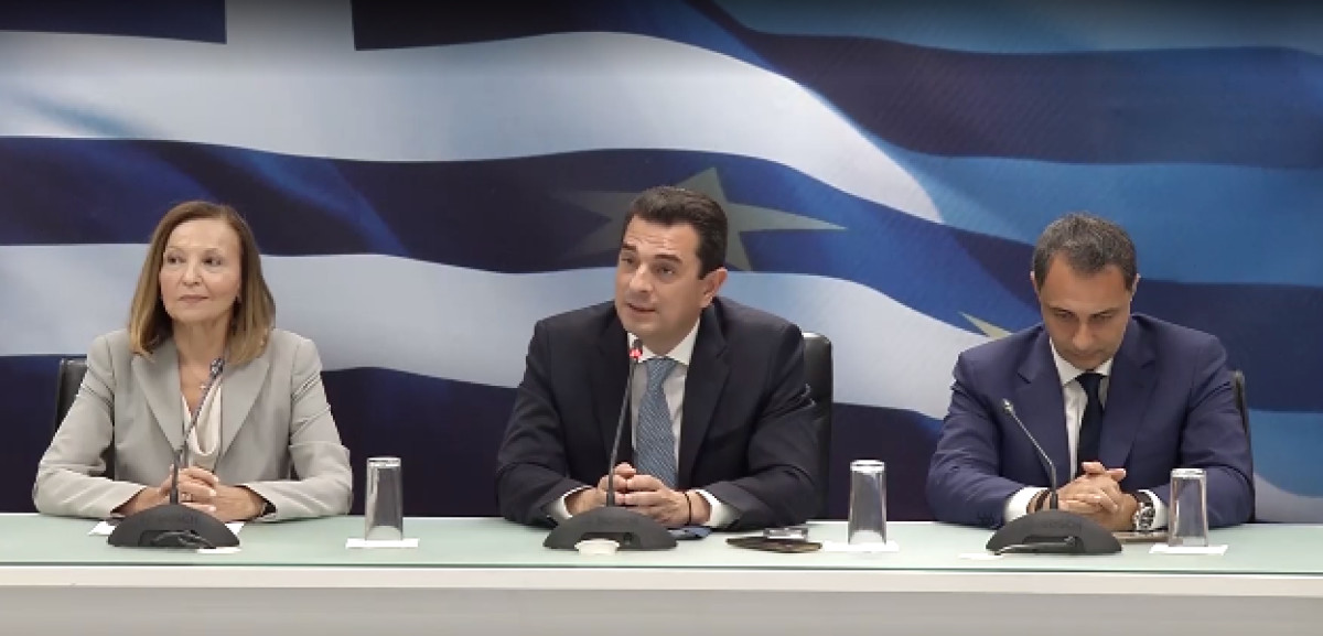 Σκρέκας: Το «καλάθι του νοικοκυριού» θα συνεχιστεί