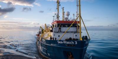 Αποκλεισμένο εδώ και 13 ημέρες το Sea Watch στη Λαμπεντούζα