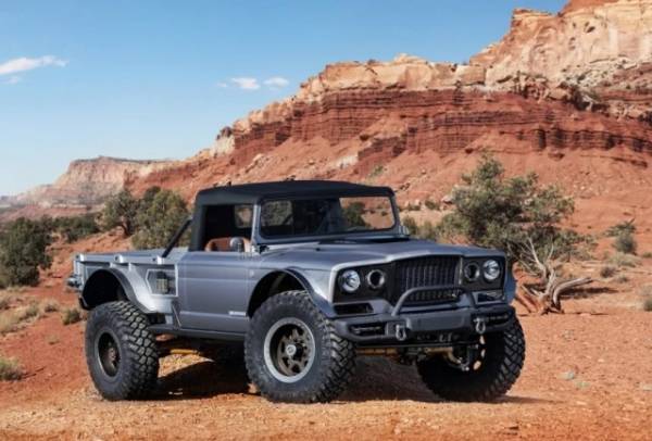 Το επετειακό superjeep M715