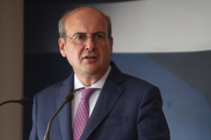 Χατζηδάκης: Θα βάλουμε τάξη στις παραλίες, κάνουμε πράξη όσα είπαμε