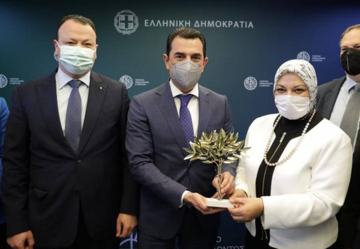 Σκρέκας: Η ηλεκτρική διασύνδεση Ελλάδας-Αιγύπτου ενισχύει την ενεργειακή μας ασφάλεια