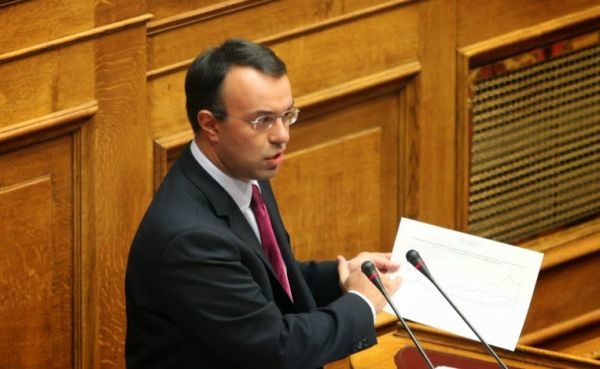 Σταϊκούρας: "Σύντομα η ρύθμιση για τους ένστολους"
