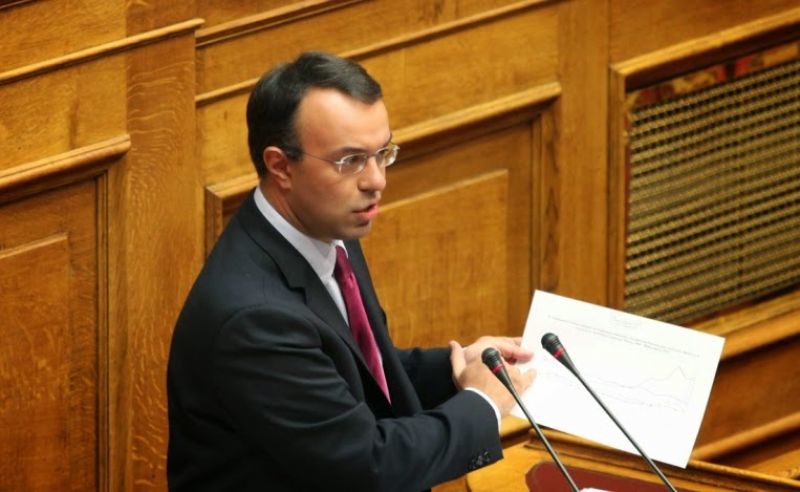 Σταϊκούρας: "Σύντομα η ρύθμιση για τους ένστολους"