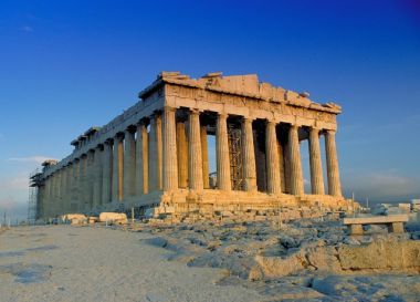 Φθινοπωρινός «μποναμάς» για τον ελληνικό τουρισμό