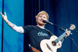 Ed Sheeran: Δωρίζει ένα εκατομμύριο λίρες για να βοηθήσει παιδιά που θέλουν να ασχοληθούν με τη μουσική