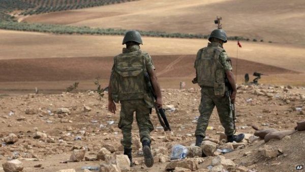 Τουρκία: Νεκρός ένας στρατιώτης από μάχες κατά τζιχανιστών στη Συρία