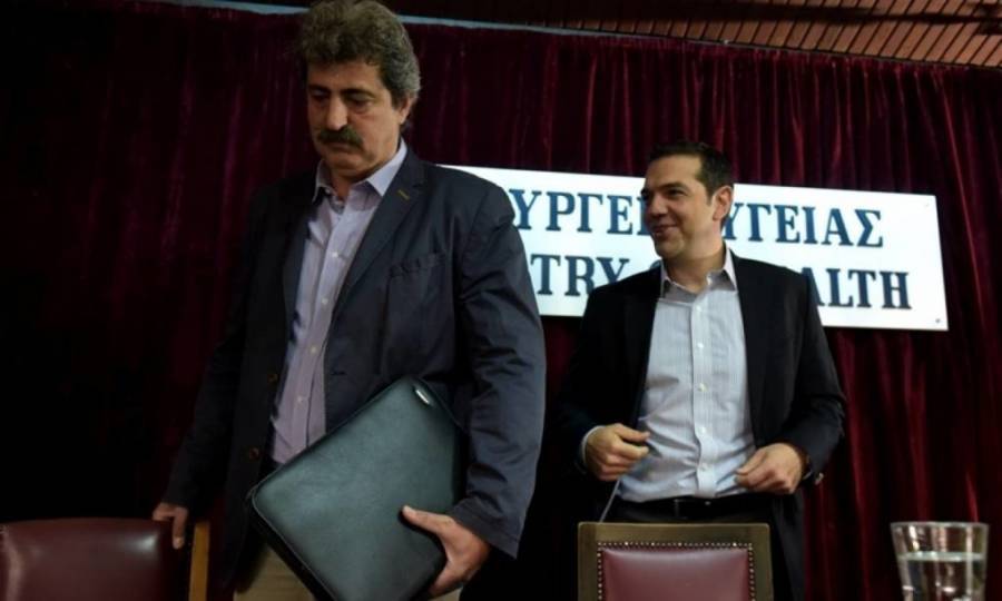 Ο Πολάκης εμβολιάστηκε, ο Τσίπρας ανακουφίστηκε