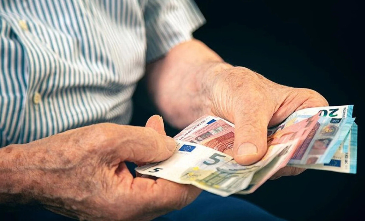 Χρηστίδης - ΠΑΣΟΚ: 43% χαμηλότερες οι νέες συντάξεις στον ιδιωτικό τομέα - Σοβαρές ανισότητες και έμφυλο χάσμα