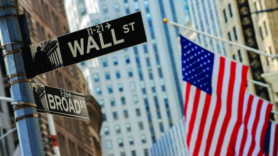Ήπια ανοδικό ξεκίνημα στη Wall Street