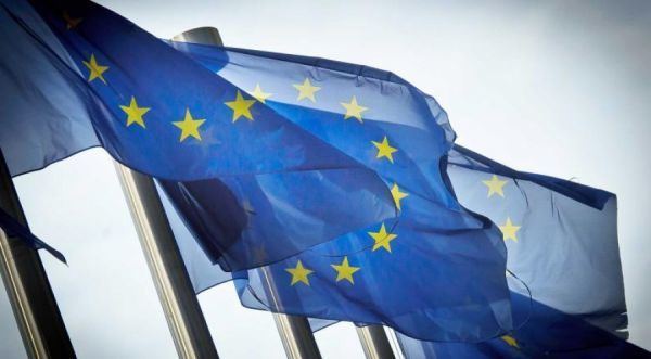 Ευρωζώνη: Σε υψηλό έξι ετών ο PMI τον Μάρτιο