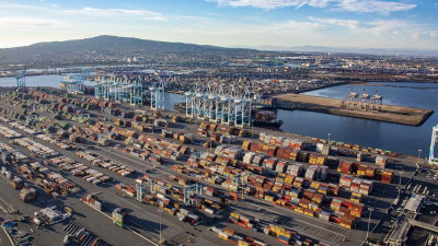 Λιμάνι του Λος Άντζελες: Ιστορικό ρεκόρ διακίνησης φορτίων